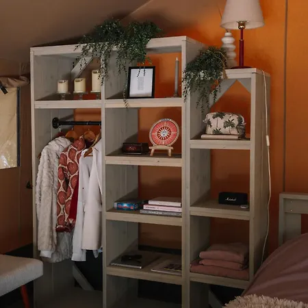 Luxury tent Soulsafari Aan Zee *