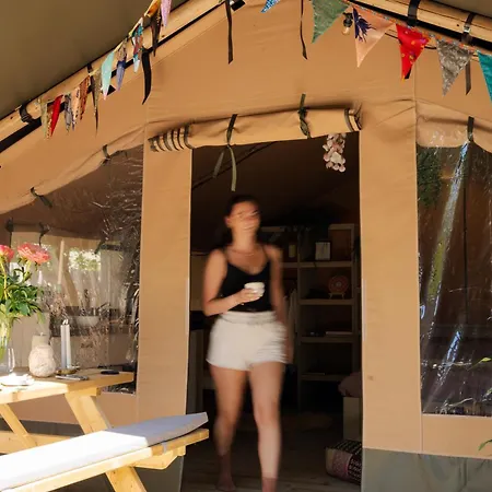 Luxury tent Soulsafari Aan Zee