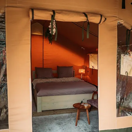 Luxury tent Soulsafari Aan Zee